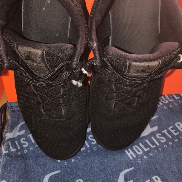 Jordan’s - Picture 4 of 5